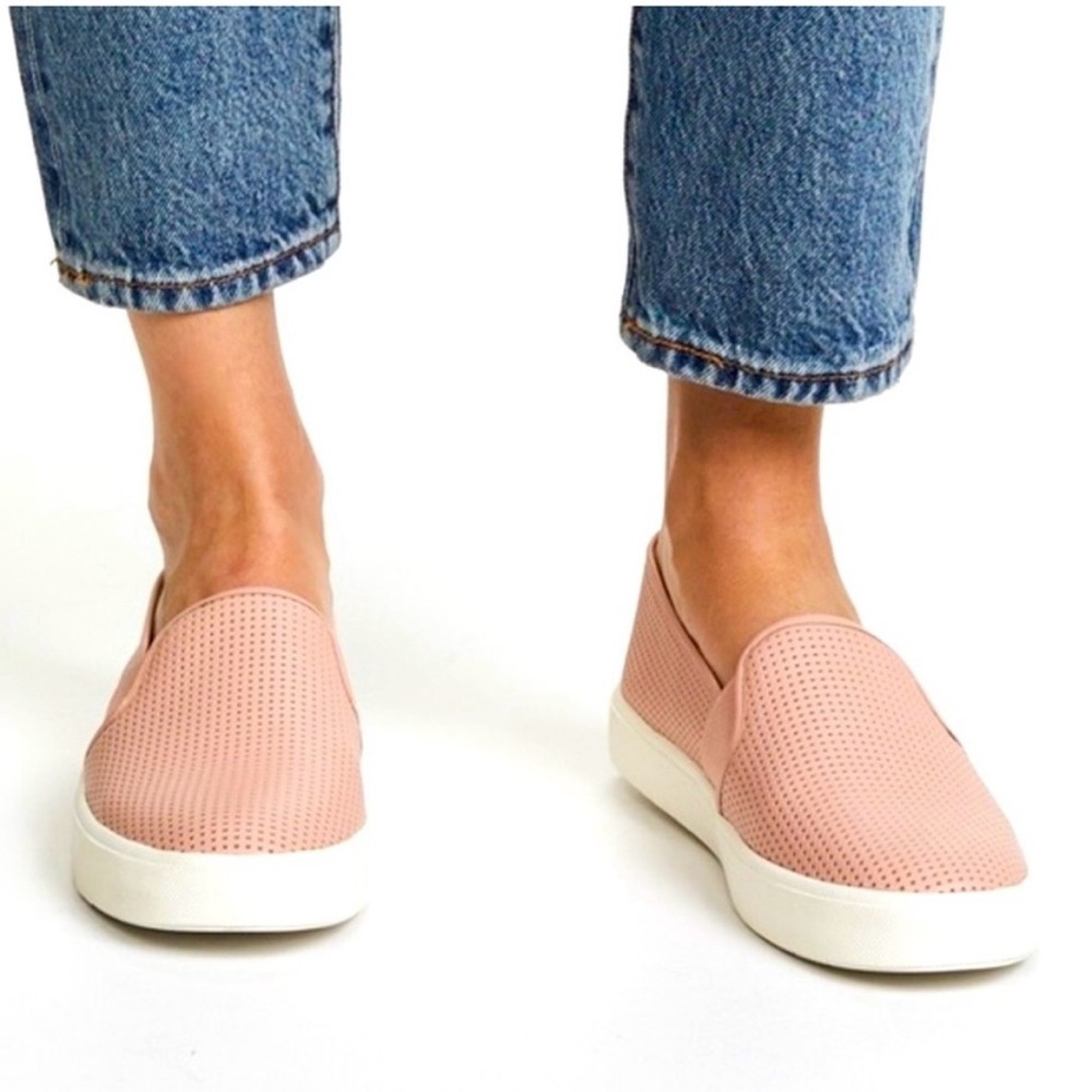 Vince Blair Leather Slip On Sneakers Light Pink Size 9